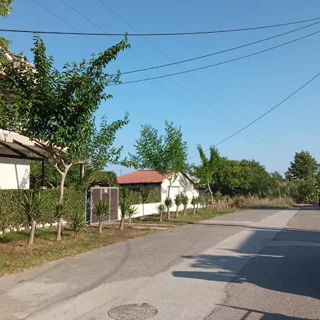 Sea Side House بيت للعطل