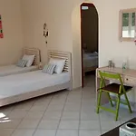 Sea Side House *