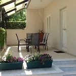 Sea Side House