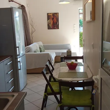 Sea Side House Дом отдыха *