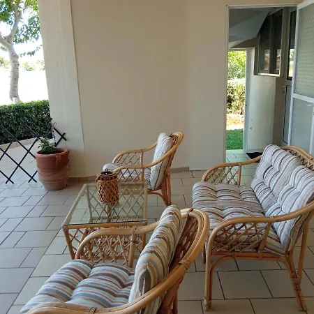 بيت للعطل Sea Side House